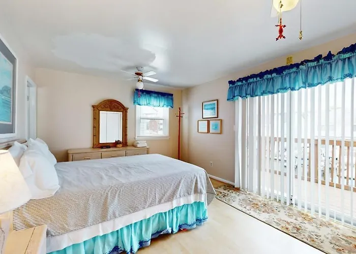 Shipwreck Townhome Ocean City